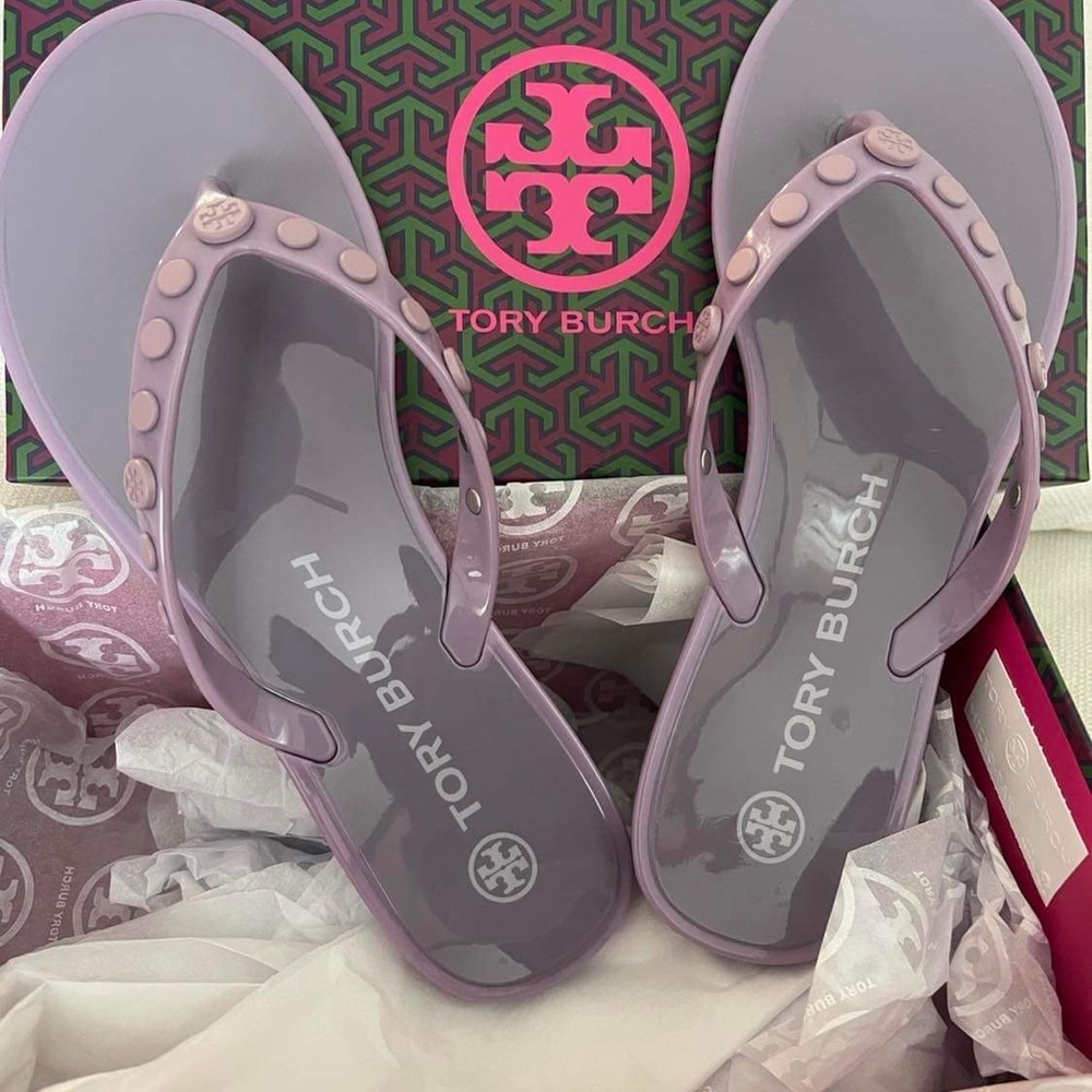 BrandNew Tory Burch Women's Studded Jelly Thong Sandals Size 6 - Picture 2 of 3